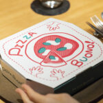 押切もえさんが神保町で鳥取のジビエを堪能 thumbnail - 3