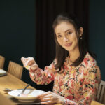 押切もえさんが神保町で鳥取のジビエを堪能 thumbnail - 6